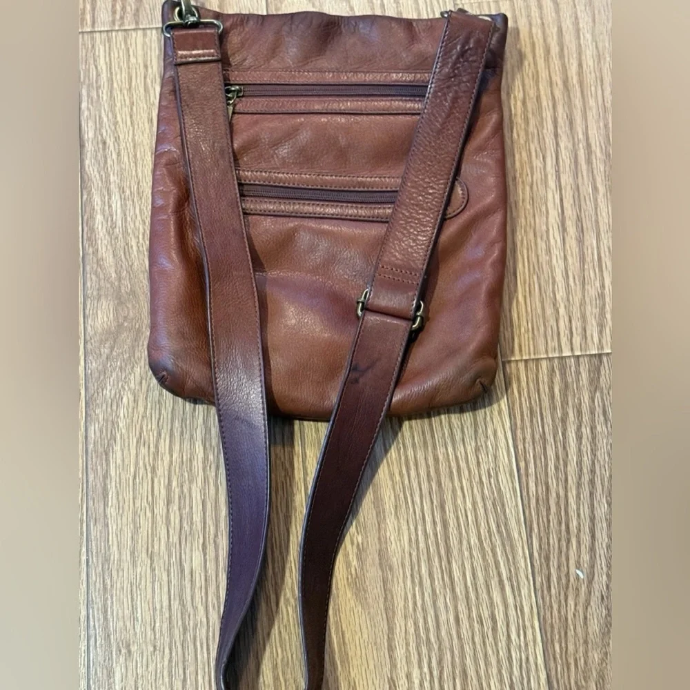 Margot New York Vintage Leather Brown Purse Crossbody Bag (TD)
